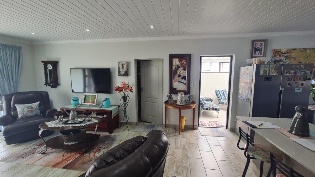 2 Bedroom Property for Sale in Dana Bay Western Cape